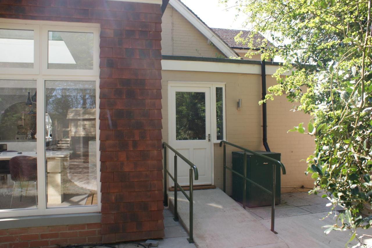 Spacious 4 Bed Family Cottage In Parkland Setting York Zewnętrze zdjęcie